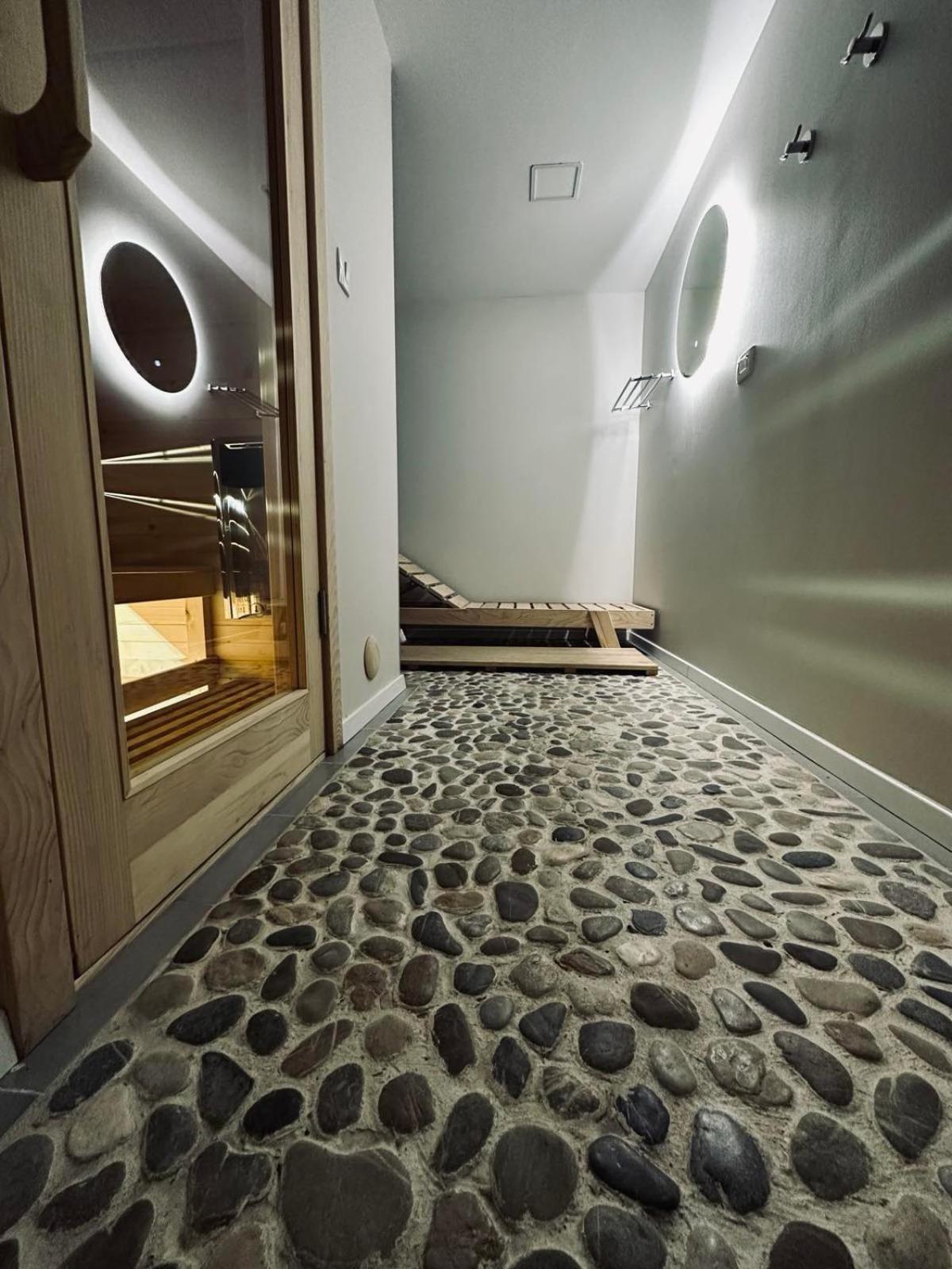 Villa Aya - With Sauna And Outdoor Swimming Pool موستار المظهر الخارجي الصورة
